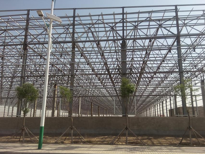 西宁汽车工业厂房网架